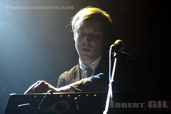 SH** BROWNE - 2009-12-01 - PARIS - La Maroquinerie - 